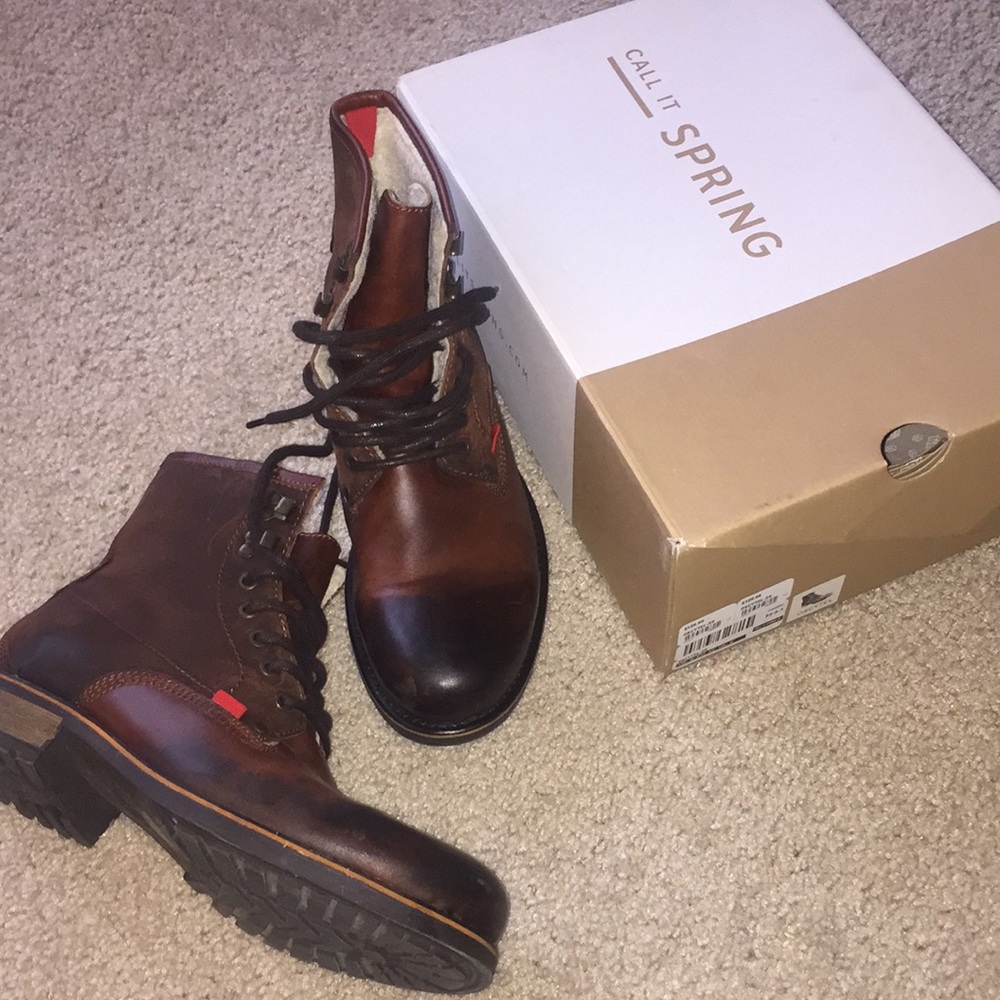 CALL IT SPRING mens leather boots,9,5!!NEW cond!